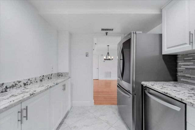 5280 NW 2nd Avenue PH-15, Boca Raton, FL 33487