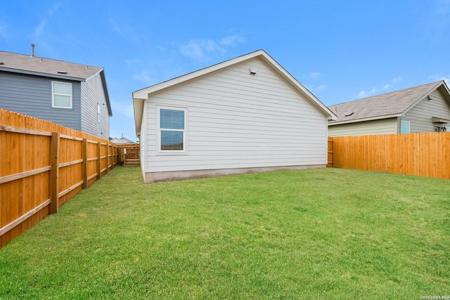10803 Prusiner, Converse, TX 78109