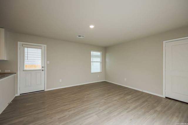 10803 Prusiner, Converse, TX 78109