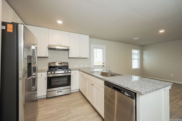 10803 Prusiner, Converse, TX 78109