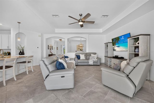 4881 SEAFOAM TRAIL, Bradenton, FL 34211
