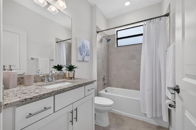 4881 SEAFOAM TRAIL, Bradenton, FL 34211