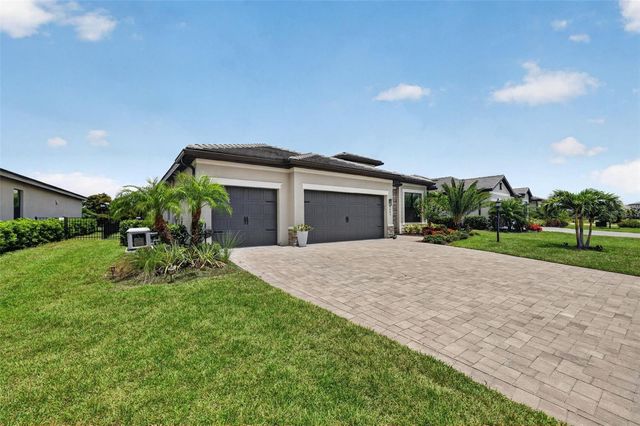 4881 SEAFOAM TRAIL, Bradenton, FL 34211