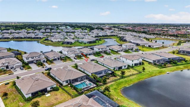 4881 SEAFOAM TRAIL, Bradenton, FL 34211