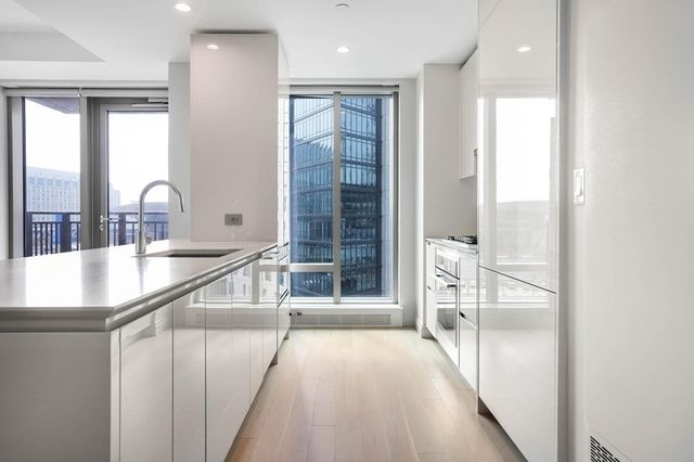 135 Seaport Boulevard 920, Boston, MA 02210