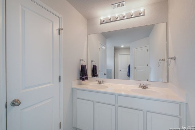 13129 Needle Grass, San Antonio, TX 78254