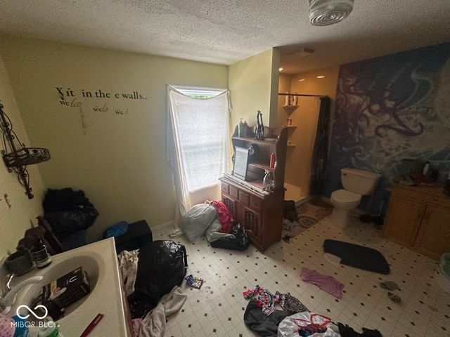 204 E 6th Street, Alexandria, IN 46001
