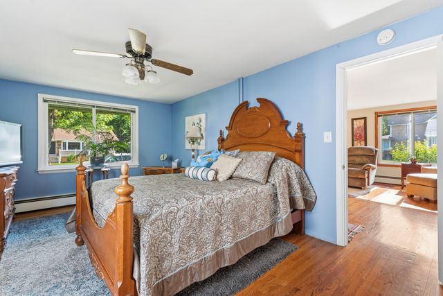 1122 Devonshire Street, Hobart, IN 46342