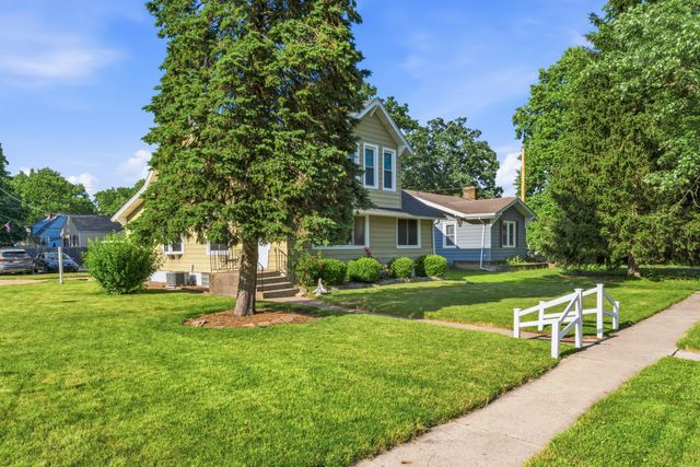 1122 Devonshire Street, Hobart, IN 46342