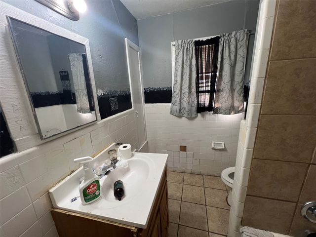 4824 Tallman Street, Fort Worth, TX 76119