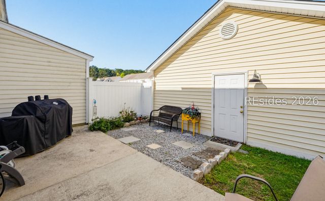 202 College Ln, Bluffton, SC 29909