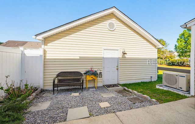 202 College Ln, Bluffton, SC 29909