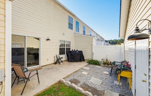 202 College Ln, Bluffton, SC 29909
