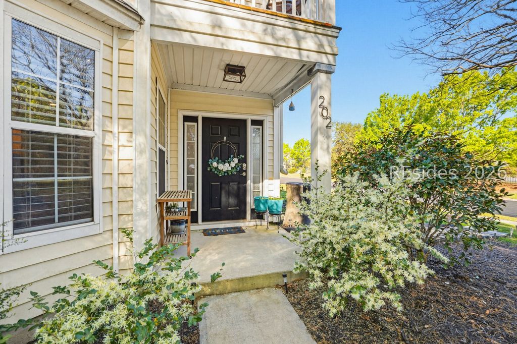 202 College Ln, Bluffton, SC 29909