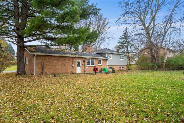 35W240 Crescent Drive, Dundee, IL 60118