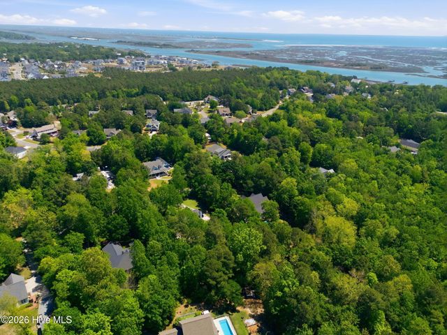 512 North Line Drive, Hampstead, NC 28443