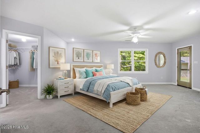 512 North Line Drive, Hampstead, NC 28443