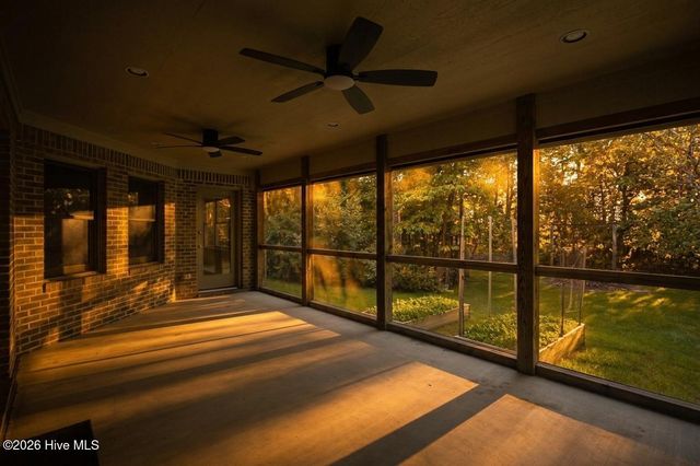 512 North Line Drive, Hampstead, NC 28443