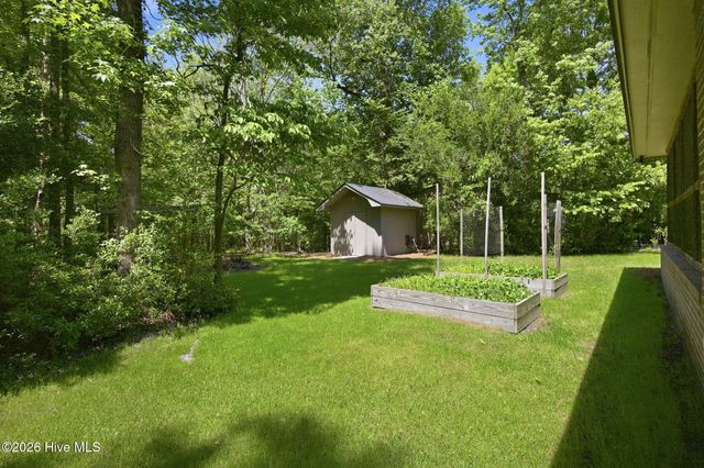 512 North Line Drive, Hampstead, NC 28443