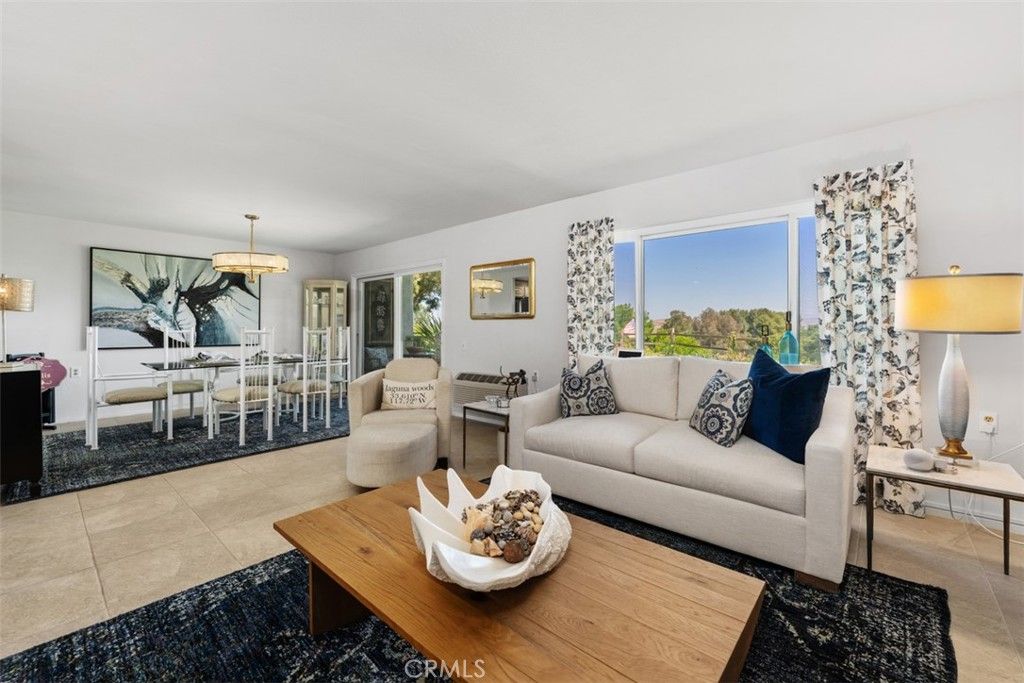 5369 Algarrobo 1C, Laguna Woods, CA 92637 — exterior