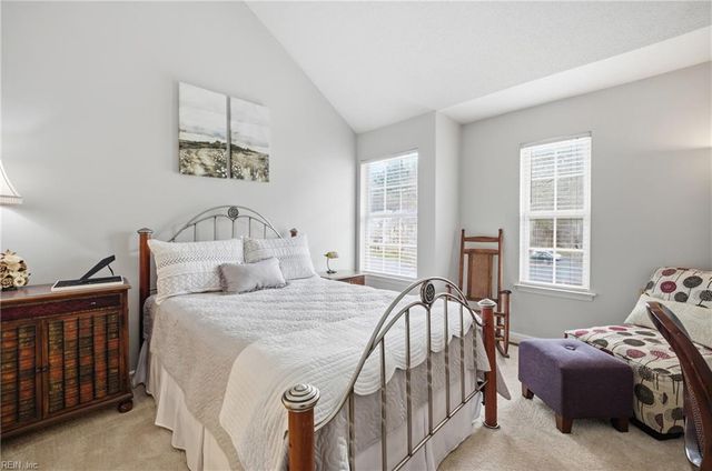 1402 Shortleaf LN, Chesapeake, VA 23320