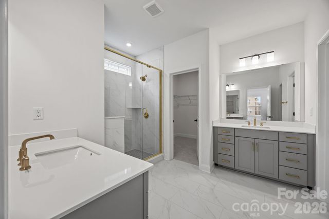 7426 Westrow Avenue, Charlotte, NC 28278