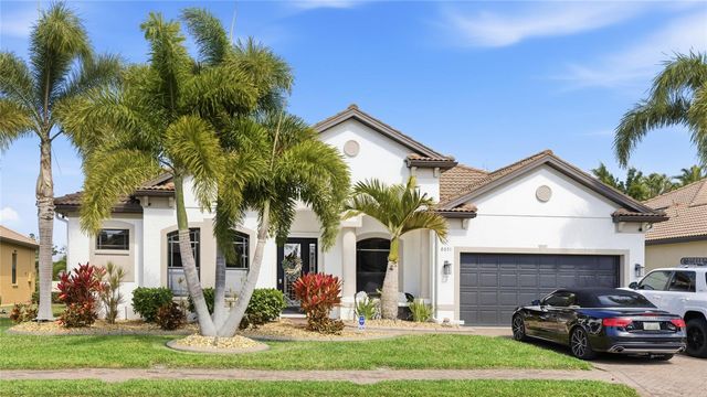 8051 36TH STREET CIRCLE E, Sarasota, FL 34243