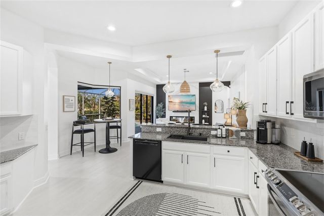 8051 36TH STREET CIRCLE E, Sarasota, FL 34243