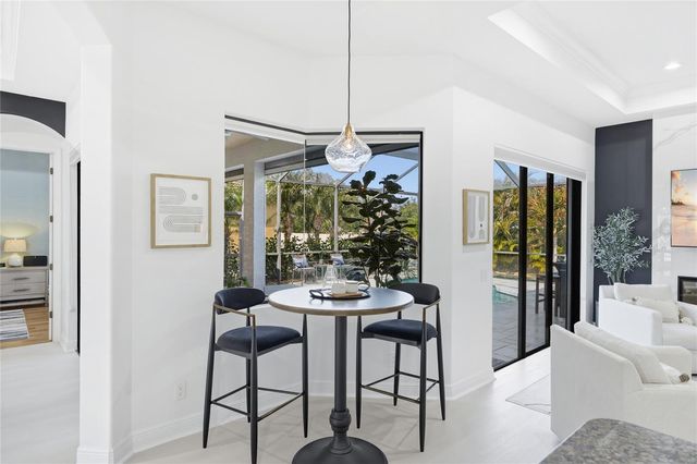 8051 36TH STREET CIRCLE E, Sarasota, FL 34243