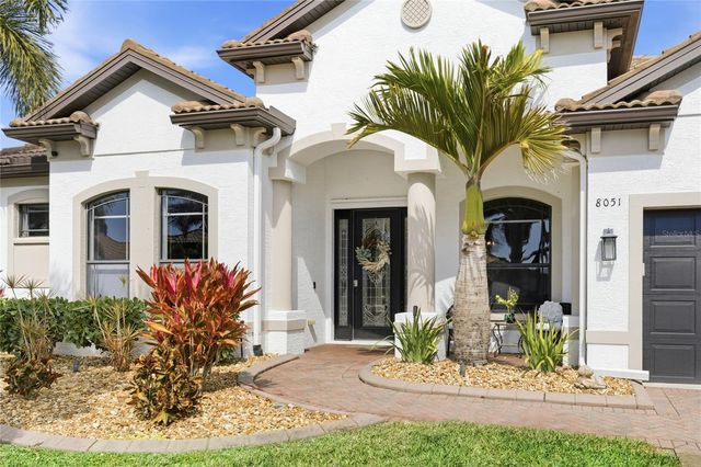 8051 36TH STREET CIRCLE E, Sarasota, FL 34243