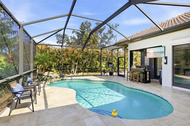 8051 36TH STREET CIRCLE E, Sarasota, FL 34243