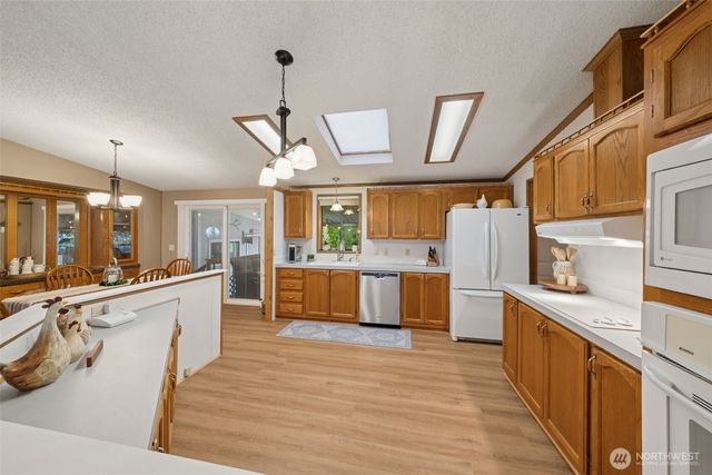 2350 Rincon Avenue, Enumclaw, WA 98022