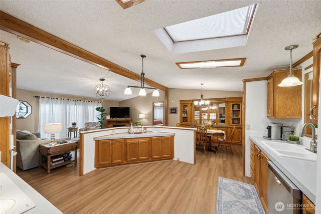 2350 Rincon Avenue, Enumclaw, WA 98022