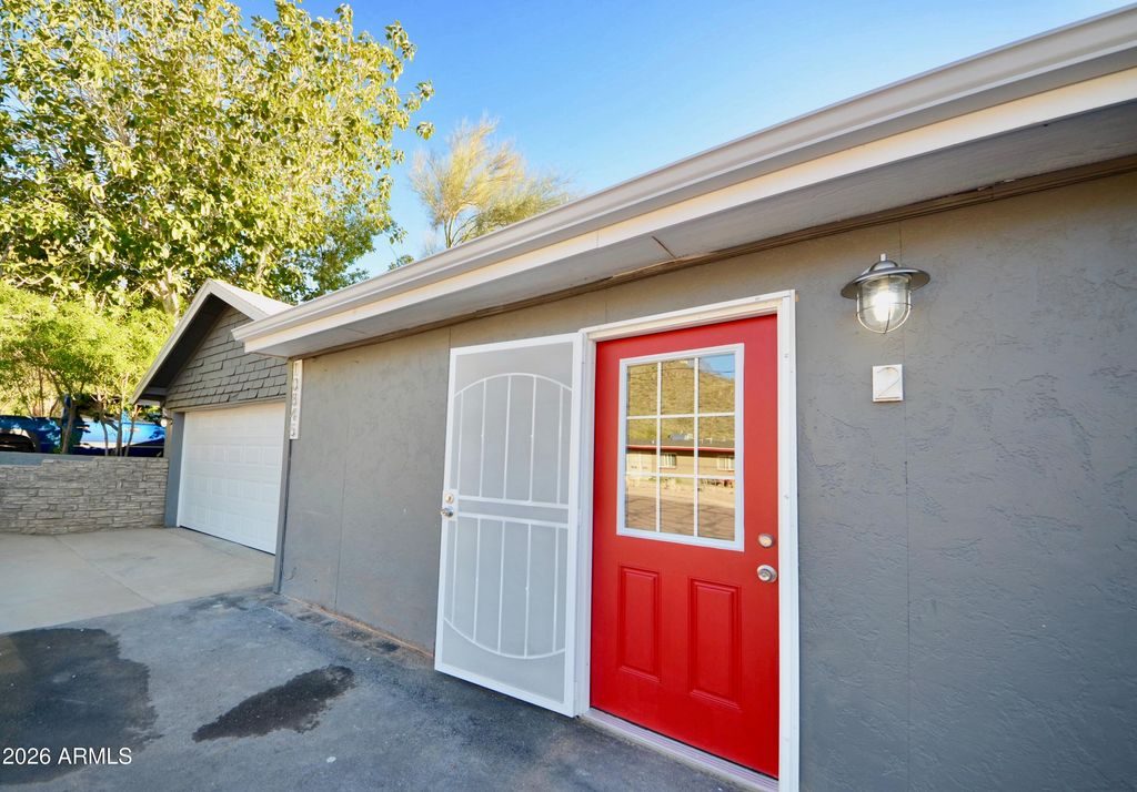 10845 N 15TH Avenue, Phoenix, AZ 85029 — exterior