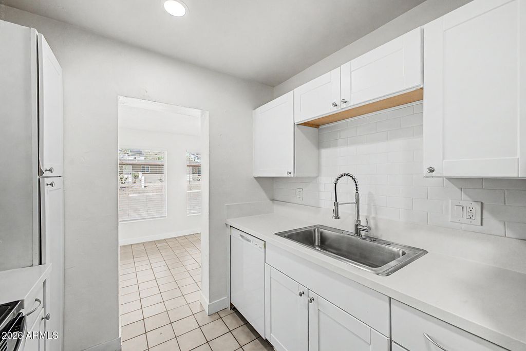 10845 N 15TH Avenue, Phoenix, AZ 85029 — photo 4