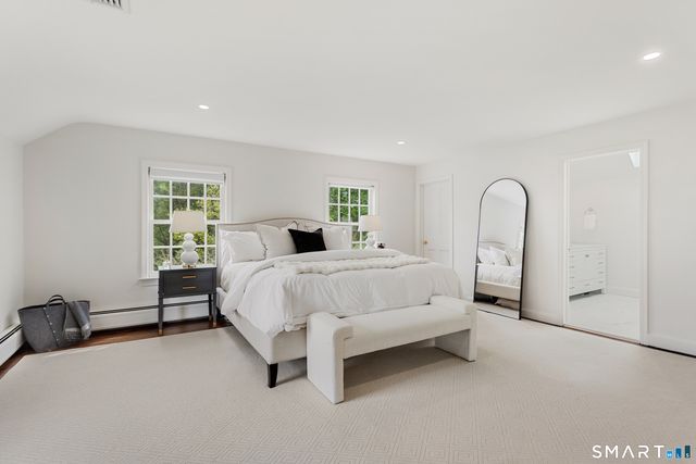 176 Carter Street, New Canaan, CT 06840