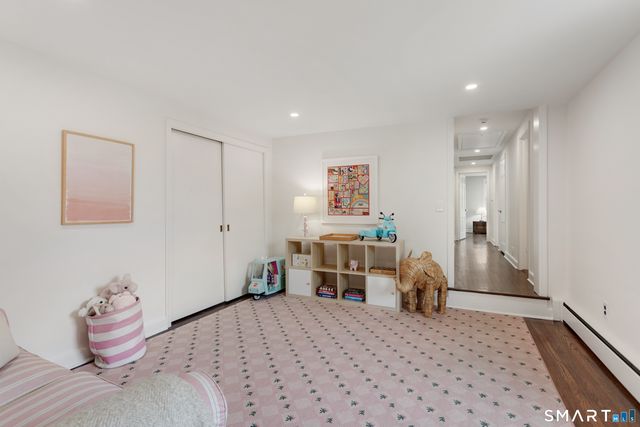 176 Carter Street, New Canaan, CT 06840