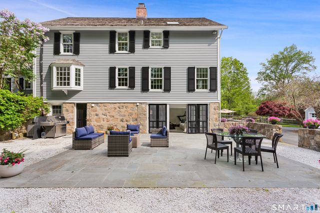 176 Carter Street, New Canaan, CT 06840
