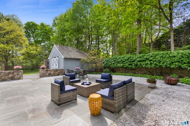 176 Carter Street, New Canaan, CT 06840