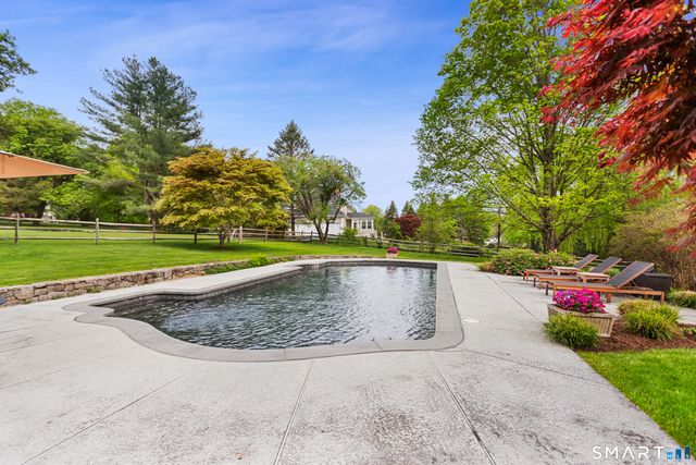 176 Carter Street, New Canaan, CT 06840