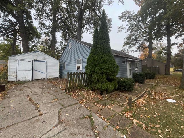 4841 Bowser Avenue, Fort Wayne, IN 46806