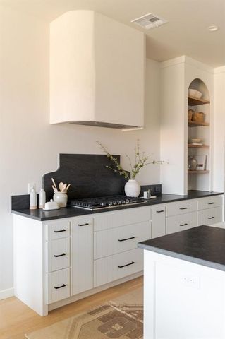 3340 Sardinia Court, Edmond, OK 73034