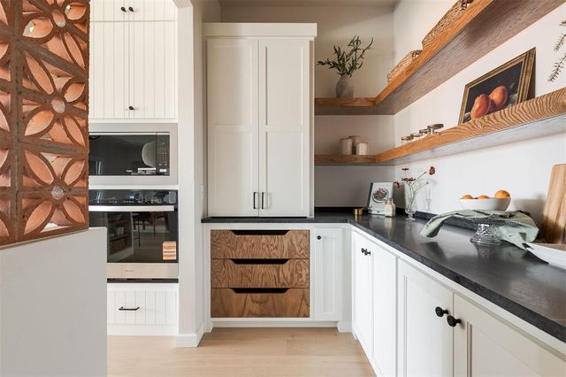 3340 Sardinia Court, Edmond, OK 73034