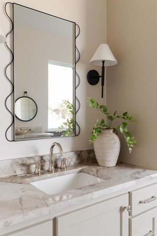 3340 Sardinia Court, Edmond, OK 73034