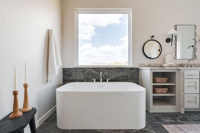 3340 Sardinia Court, Edmond, OK 73034