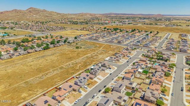 3666 Mount Whitney Avenue, Rosamond, CA 93560