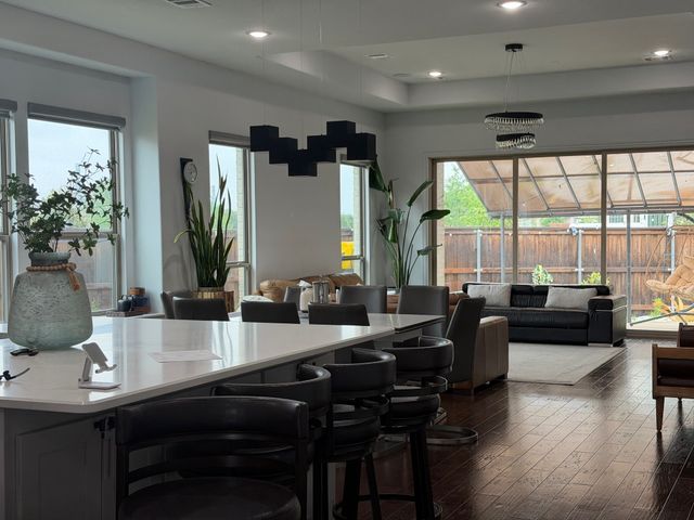 12513 Royal Oaks Lane, Farmers Branch, TX 75234