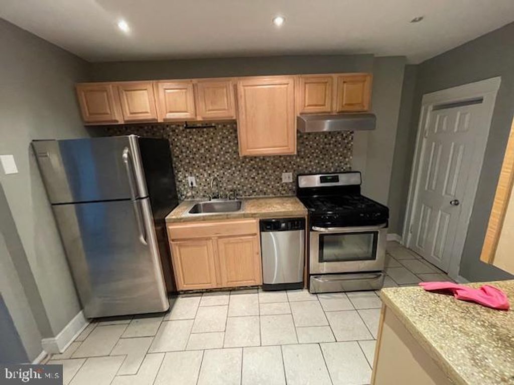 3523 REISTERSTOWN RD, Baltimore, MD 21215