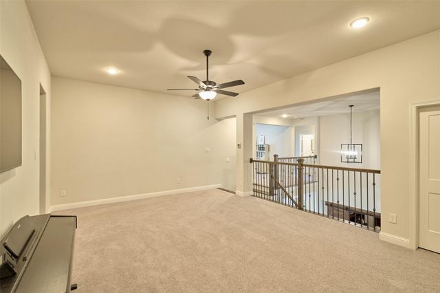 10090 S Goshawk Trail, Conroe, TX 77385