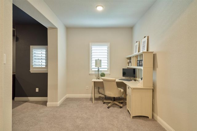 10090 S Goshawk Trail, Conroe, TX 77385